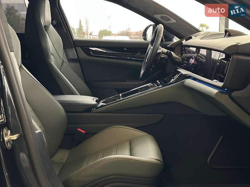 Фастбэк Porsche Panamera 2024 в Ужгороде фото 23 Фастбэк Porsche Panamera 2024 в Ужгороде