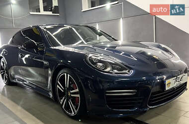 Фастбек Porsche Panamera 2013 в Києві