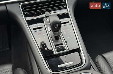 Фастбэк Porsche Panamera 2022 в Одессе