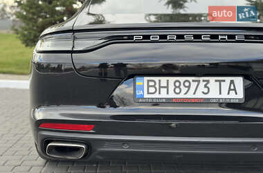 Фастбэк Porsche Panamera 2022 в Одессе