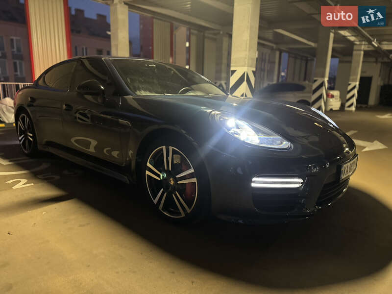 Фастбек Porsche Panamera 2013 в Києві фото Фастбек Porsche Panamera 2013 в Києві