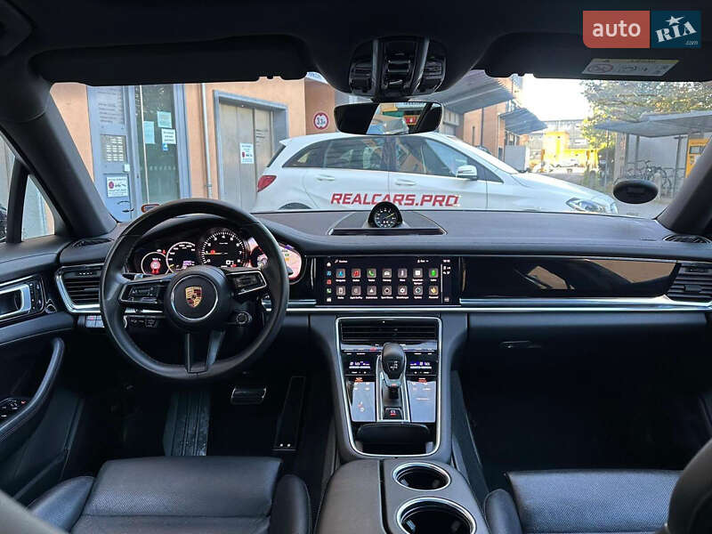 Фастбэк Porsche Panamera 2021 в Хмельницком