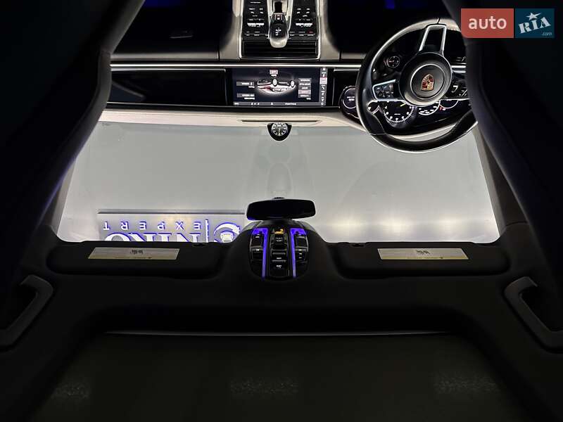 Фастбэк Porsche Panamera 2017 в Киеве
