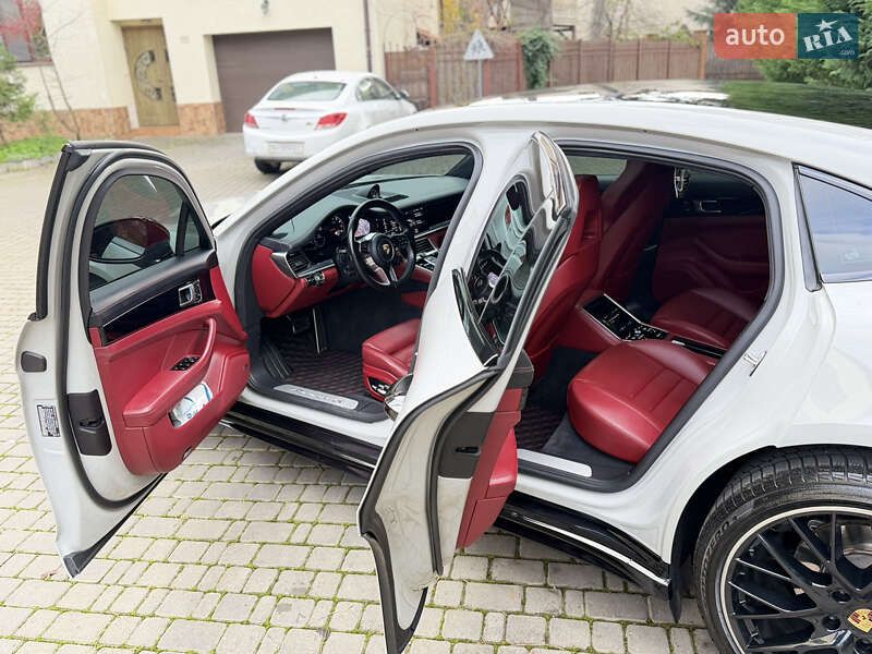 Фастбек Porsche Panamera 2017 в Одесі фото 21 Фастбек Porsche Panamera 2017 в Одесі