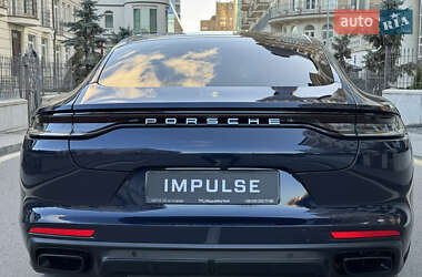 Фастбек Porsche Panamera 2020 в Києві