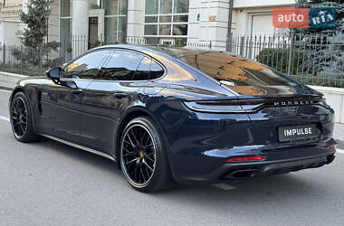 Фастбек Porsche Panamera 2020 в Києві