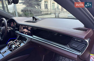 Фастбек Porsche Panamera 2020 в Києві