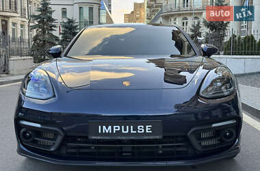 Фастбек Porsche Panamera 2020 в Києві