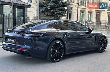 Фастбек Porsche Panamera 2020 в Києві