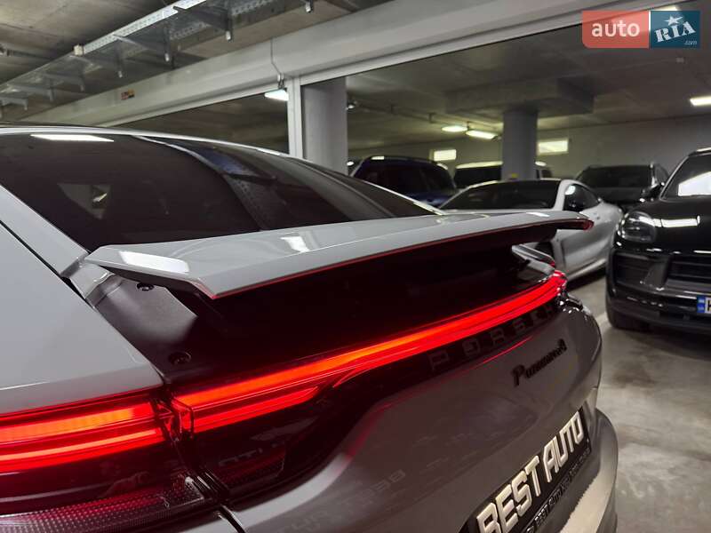 Фастбэк Porsche Panamera 2023 в Киеве фото 34 Фастбэк Porsche Panamera 2023 в Киеве