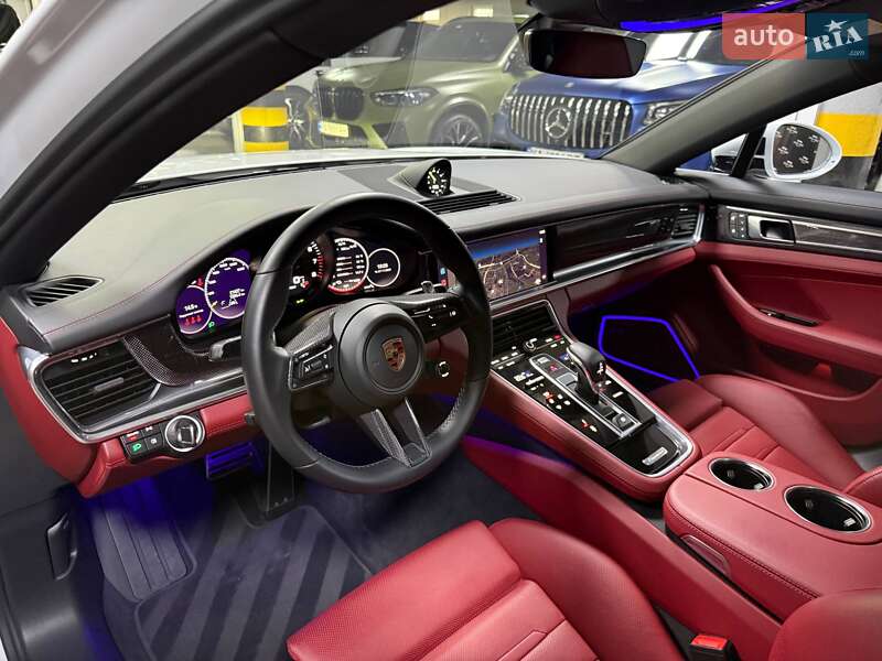 Фастбэк Porsche Panamera 2023 в Киеве фото 51 Фастбэк Porsche Panamera 2023 в Киеве