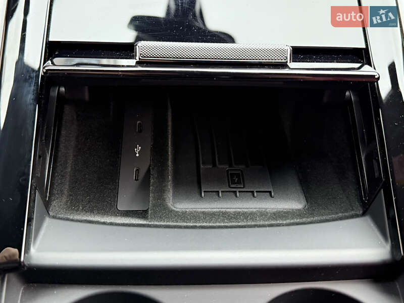 Фастбэк Porsche Panamera 2024 в Киеве