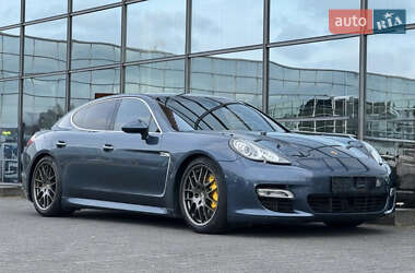 Фастбэк Porsche Panamera 2011 в Киеве