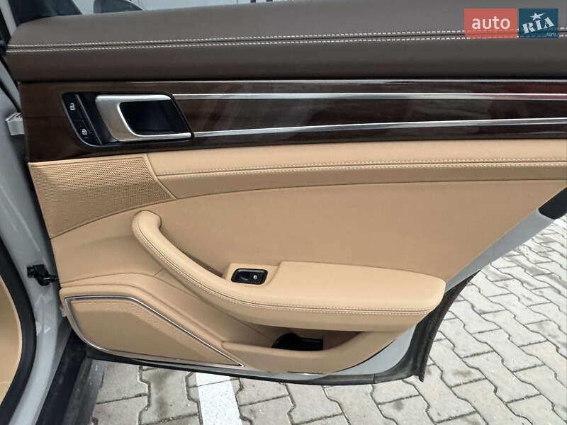 Універсал Porsche Panamera 2022 в Києві фото 20 Універсал Porsche Panamera 2022 в Києві