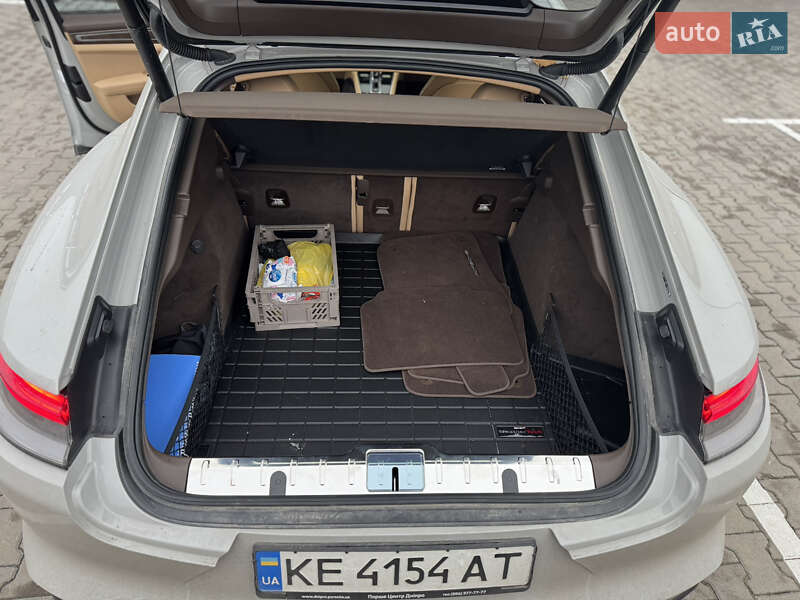 Універсал Porsche Panamera 2022 в Києві фото 34 Універсал Porsche Panamera 2022 в Києві