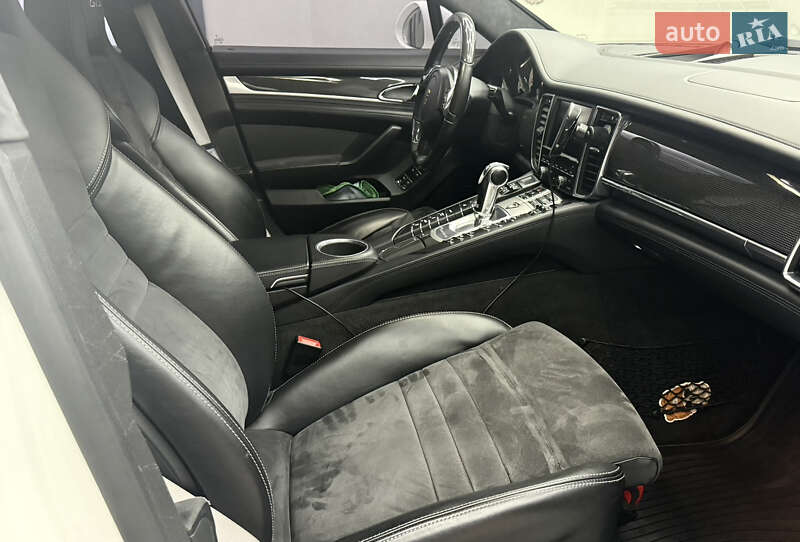 Фастбэк Porsche Panamera 2012 в Днепре фото 13 Фастбэк Porsche Panamera 2012 в Днепре
