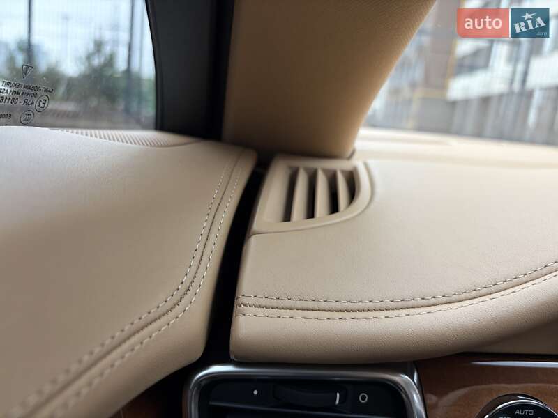 Фастбек Porsche Panamera 2013 в Києві фото 47 Фастбек Porsche Panamera 2013 в Києві