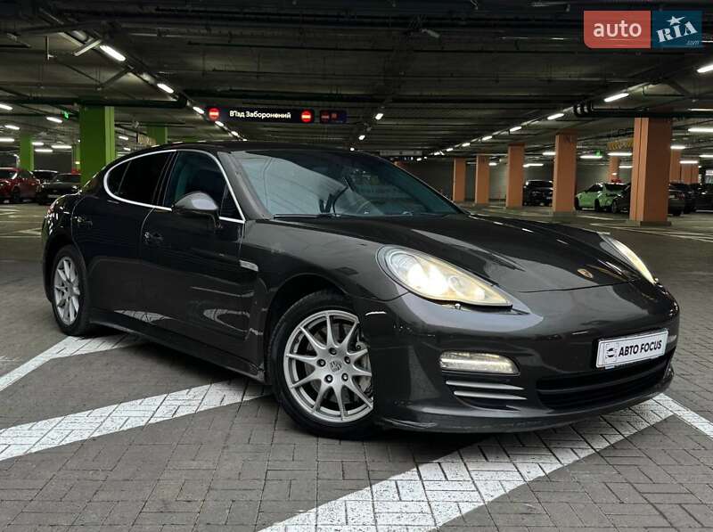 Porsche Panamera 2010 Porsche Panamera 2010