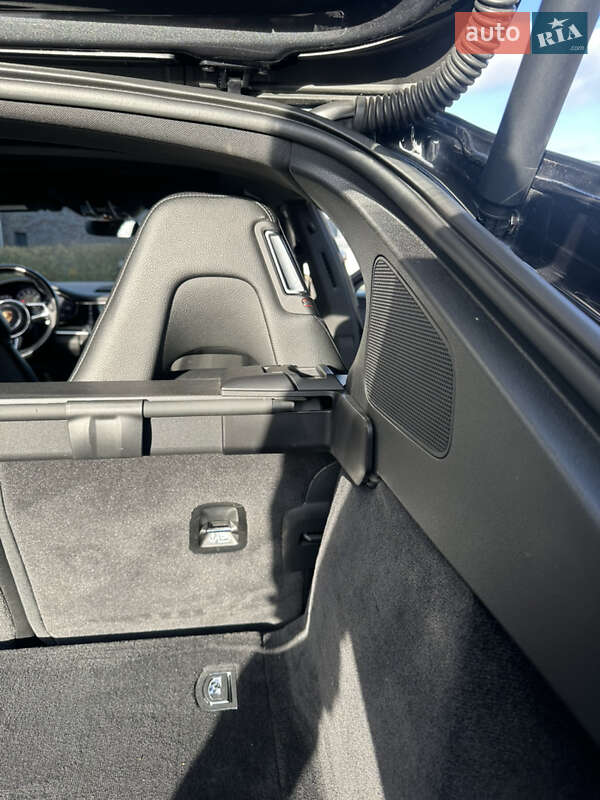 Фастбэк Porsche Panamera 2017 в Львове