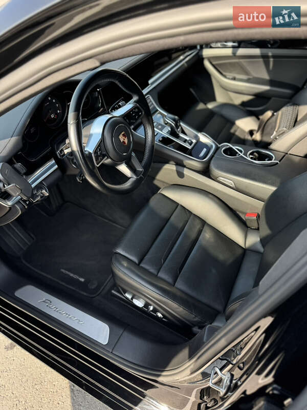 Універсал Porsche Panamera 2019 в Києві