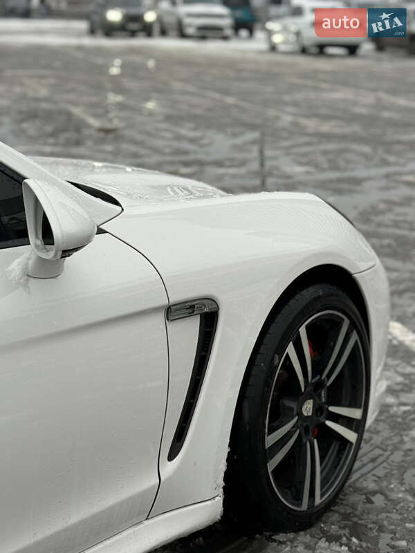 Фастбэк Porsche Panamera 2010 в Киеве