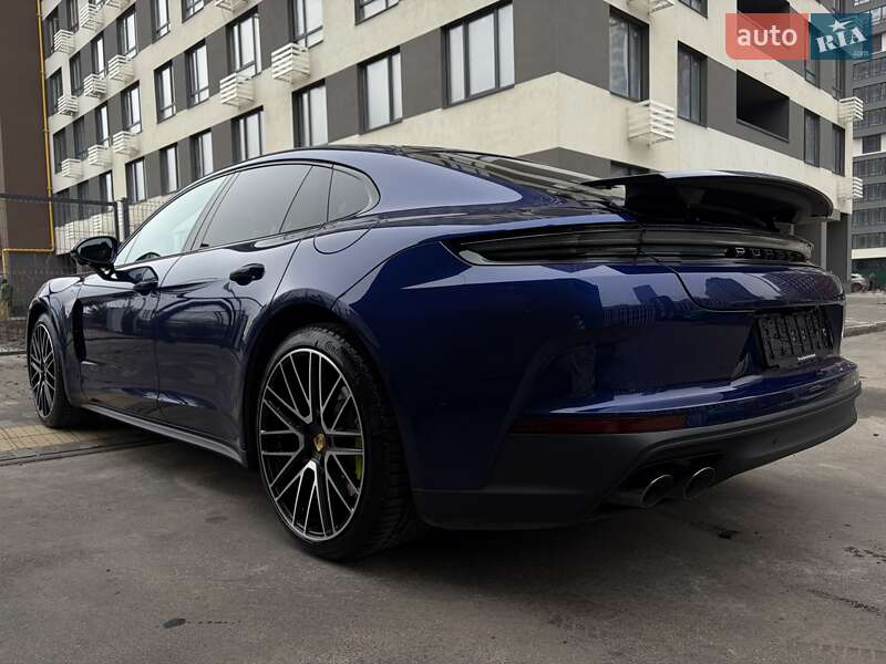 Фастбэк Porsche Panamera 2024 в Киеве фото 83 Фастбэк Porsche Panamera 2024 в Киеве