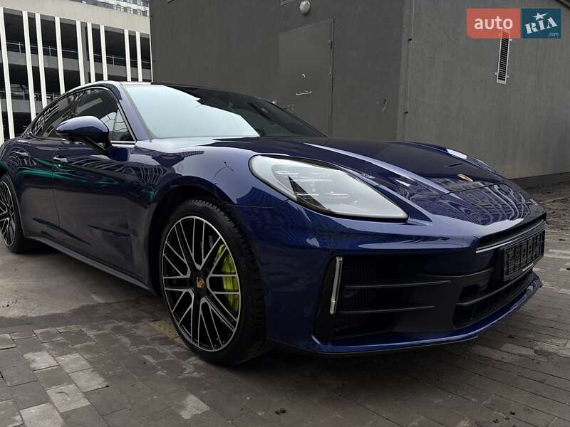 Фастбэк Porsche Panamera 2024 в Киеве фото 101 Фастбэк Porsche Panamera 2024 в Киеве