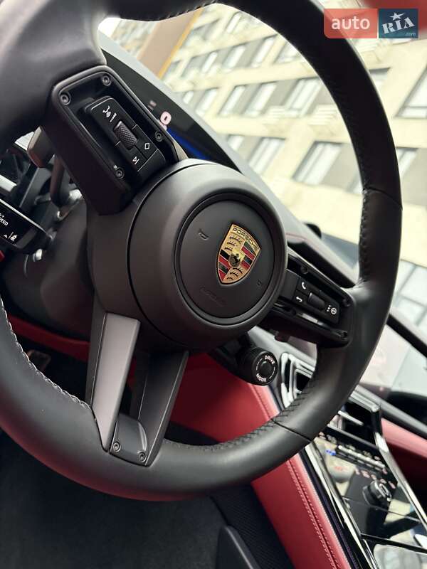 Фастбэк Porsche Panamera 2024 в Киеве фото 120 Фастбэк Porsche Panamera 2024 в Киеве