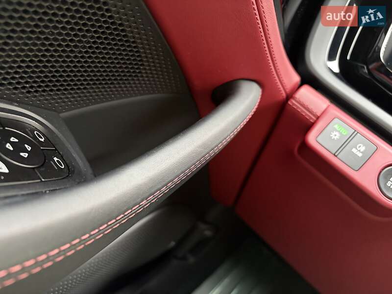 Фастбэк Porsche Panamera 2024 в Киеве фото 130 Фастбэк Porsche Panamera 2024 в Киеве