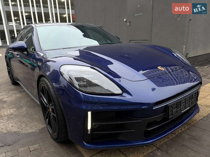 Фастбэк Porsche Panamera 2024 в Киеве фото 150 Фастбэк Porsche Panamera 2024 в Киеве