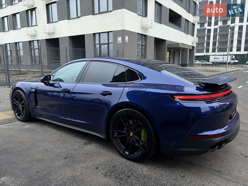 Фастбэк Porsche Panamera 2024 в Киеве фото 155 Фастбэк Porsche Panamera 2024 в Киеве