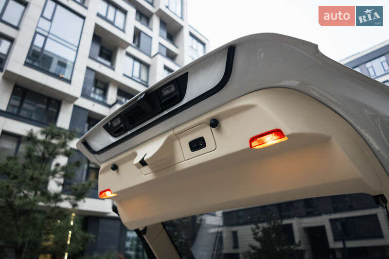 Фастбек Porsche Panamera 2011 в Києві