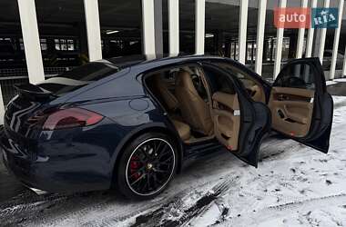 Фастбэк Porsche Panamera 2013 в Киеве
