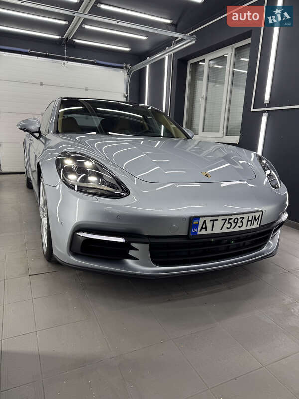 Фастбэк Porsche Panamera 2017 в Коломые фото 57 Фастбэк Porsche Panamera 2017 в Коломые