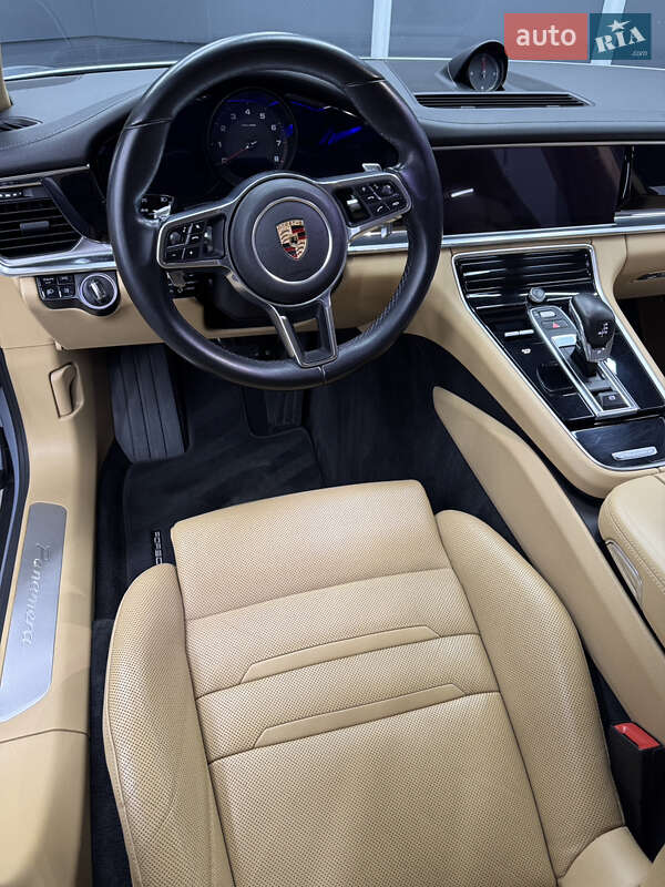 Фастбэк Porsche Panamera 2017 в Коломые фото 74 Фастбэк Porsche Panamera 2017 в Коломые