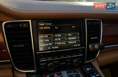 Фастбэк Porsche Panamera 2013 в Львове