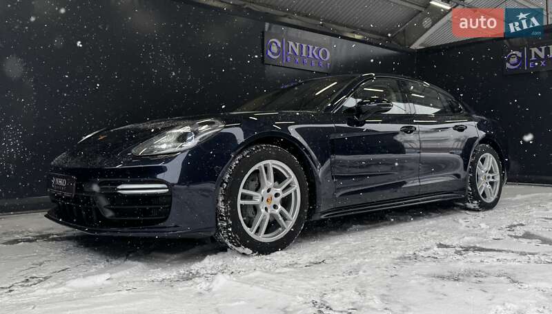 Фастбэк Porsche Panamera 2017 в Киеве фото 7 Фастбэк Porsche Panamera 2017 в Киеве