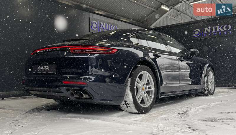 Фастбэк Porsche Panamera 2017 в Киеве фото 16 Фастбэк Porsche Panamera 2017 в Киеве