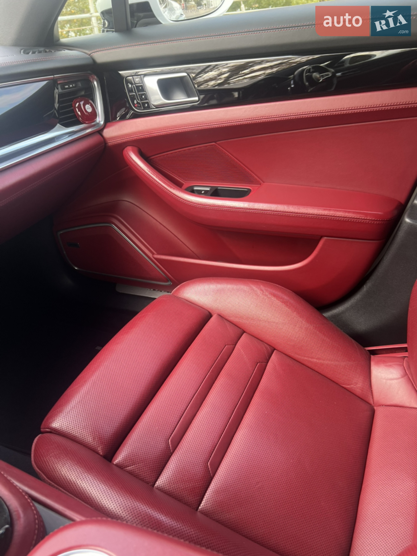 2018 Porsche Panamera - мініатюра 60