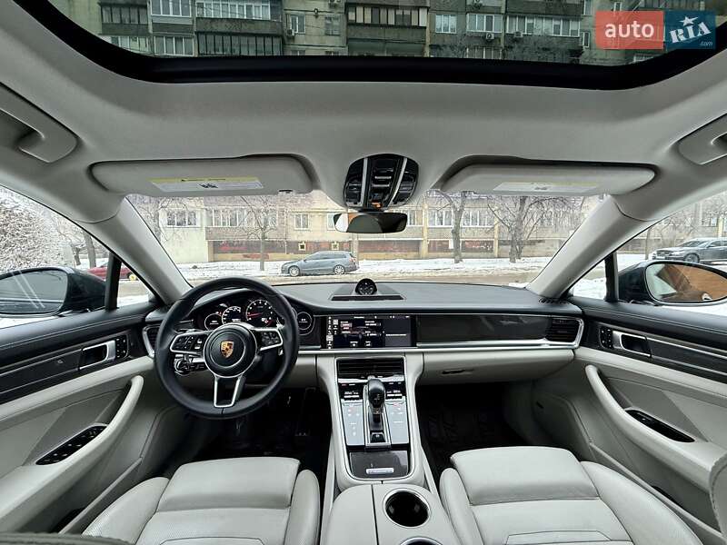 Фастбэк Porsche Panamera 2017 в Киеве фото 69 Фастбэк Porsche Panamera 2017 в Киеве
