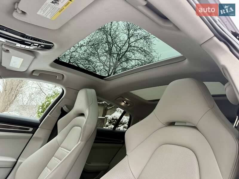Фастбэк Porsche Panamera 2017 в Киеве фото 73 Фастбэк Porsche Panamera 2017 в Киеве