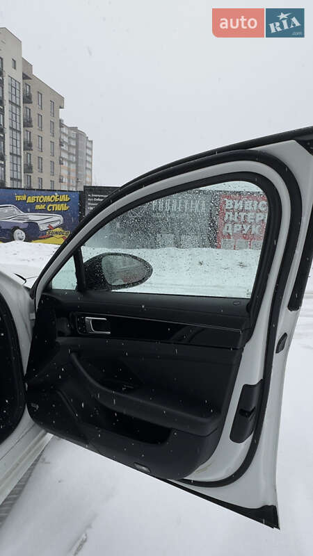 Фастбэк Porsche Panamera 2019 в Хмельницком