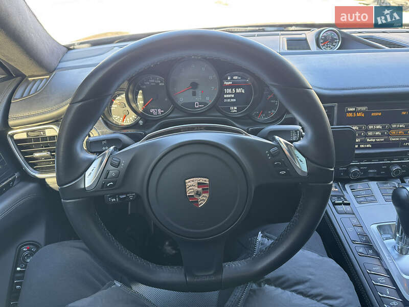 Фастбэк Porsche Panamera 2013 в Киеве