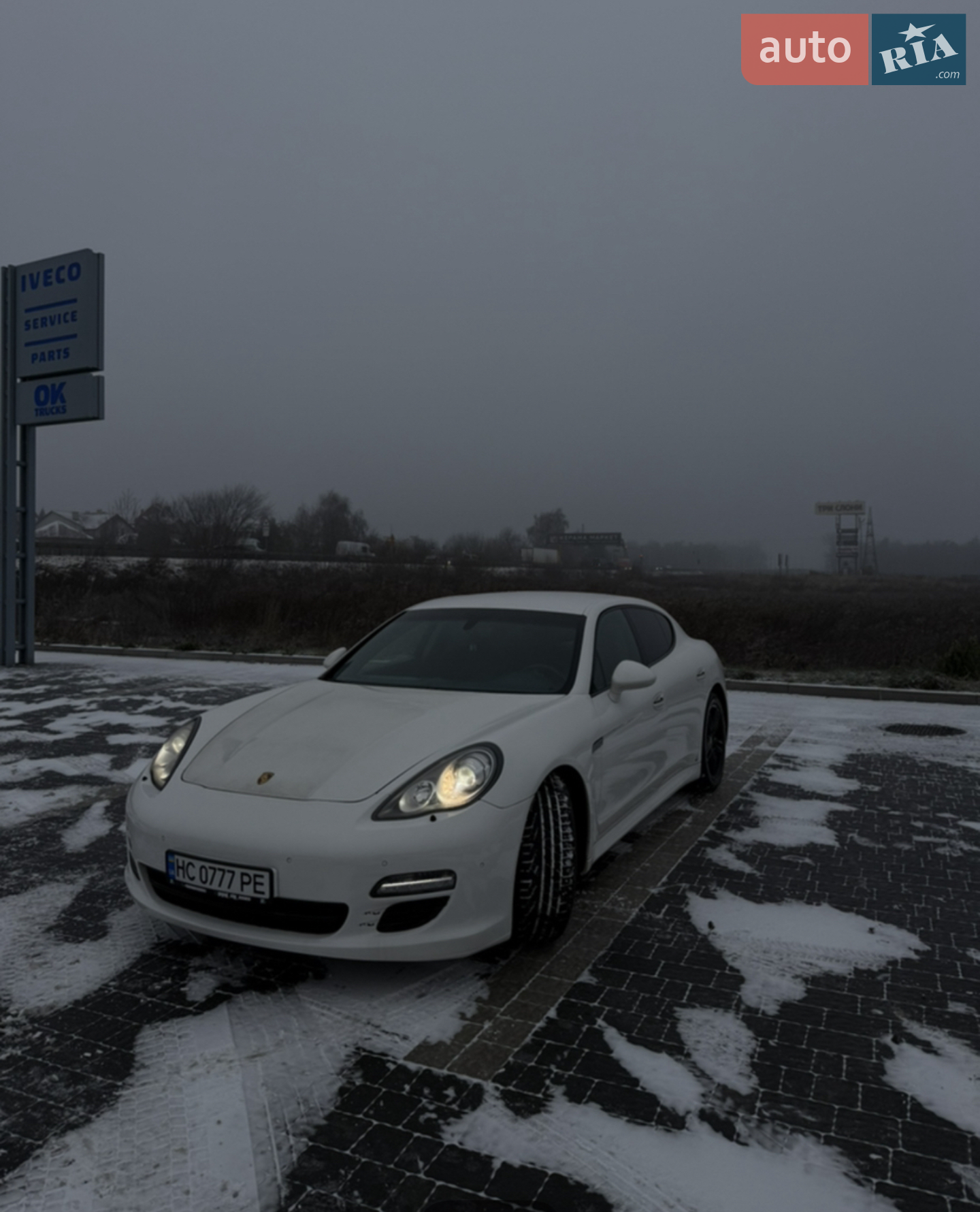 2012 Porsche Panamera - мініатюра 2
