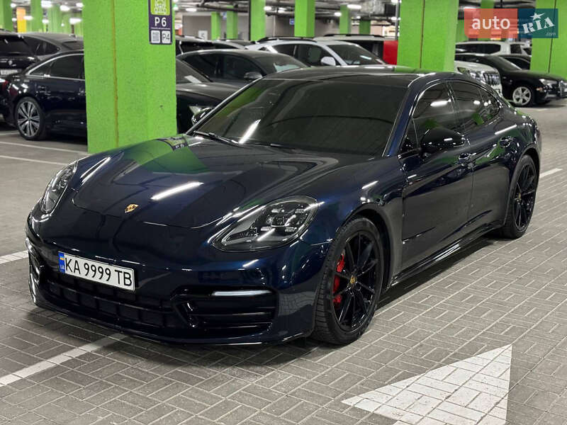 Porsche Panamera 2018