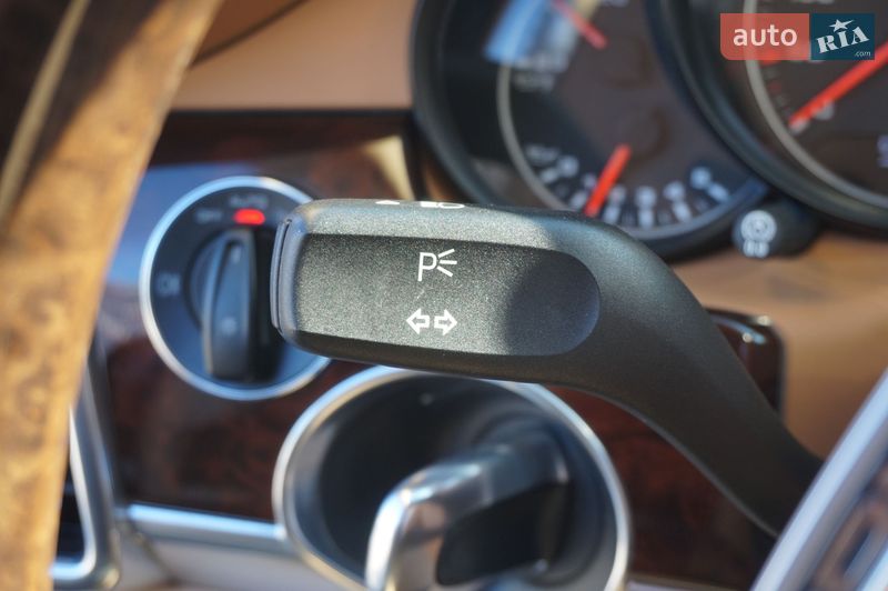 Фастбэк Porsche Panamera 2013 в Одессе