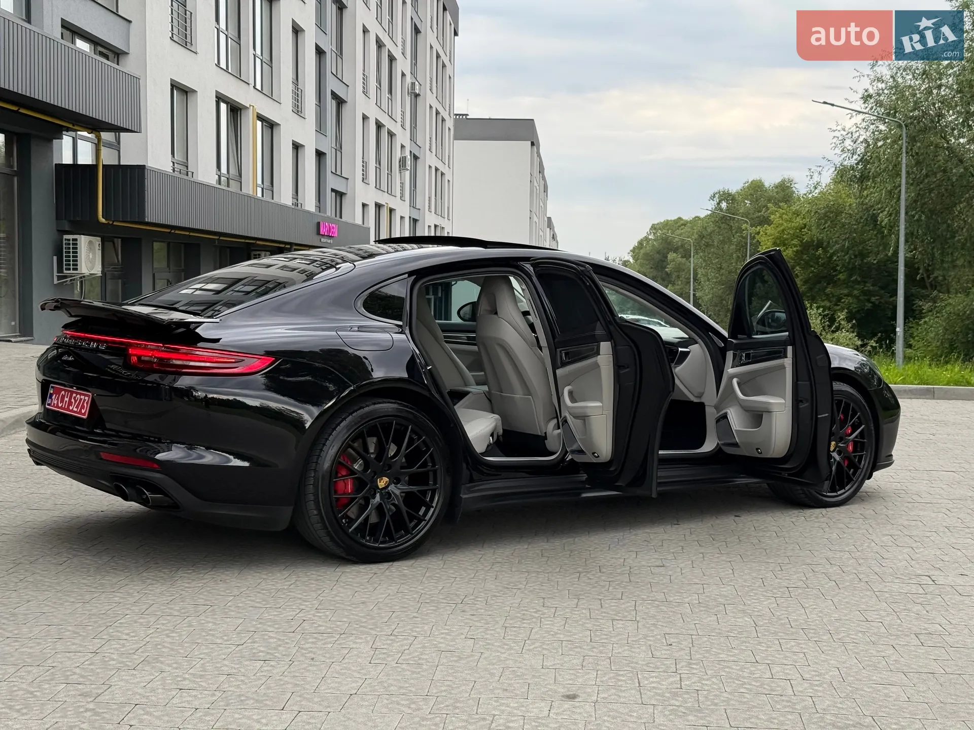 2017 Porsche Panamera - мініатюра 20