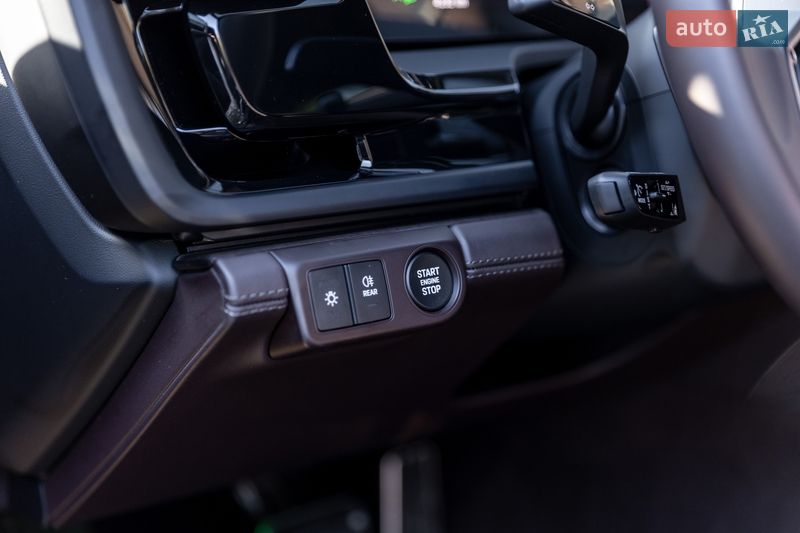 Фастбэк Porsche Panamera 2025 в Киеве