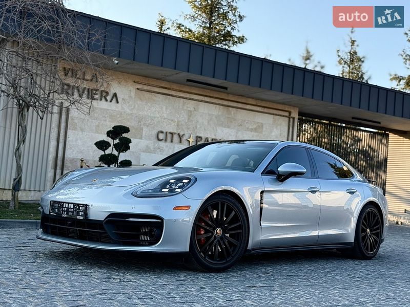 Фастбэк Porsche Panamera 2021 в Львове