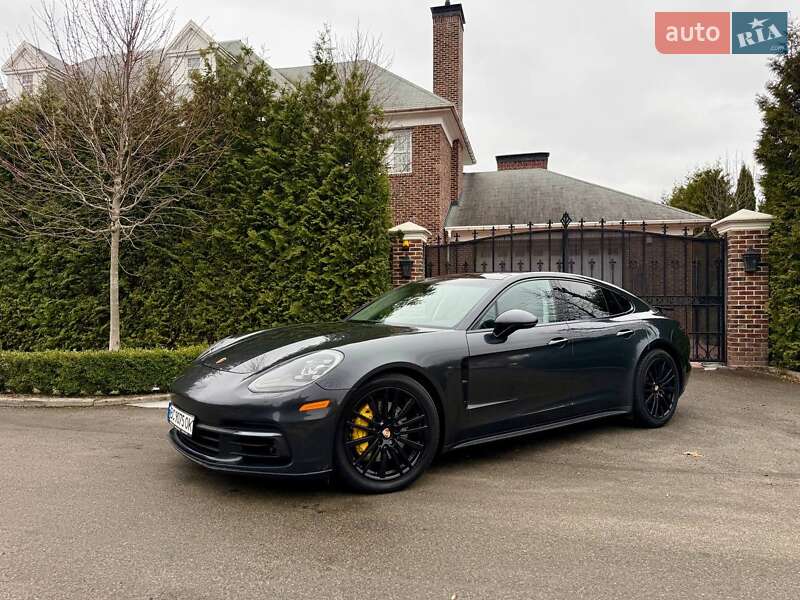 Porsche Panamera 2017